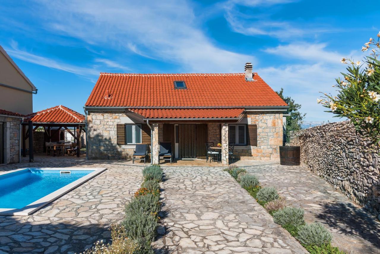 Villa Rural House Gluic Bogatić Esterno foto