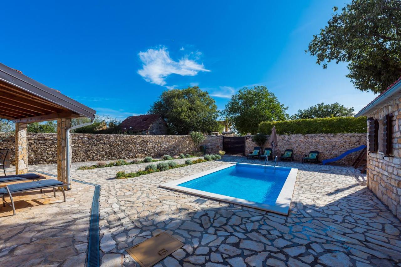 Villa Rural House Gluic Bogatić Esterno foto