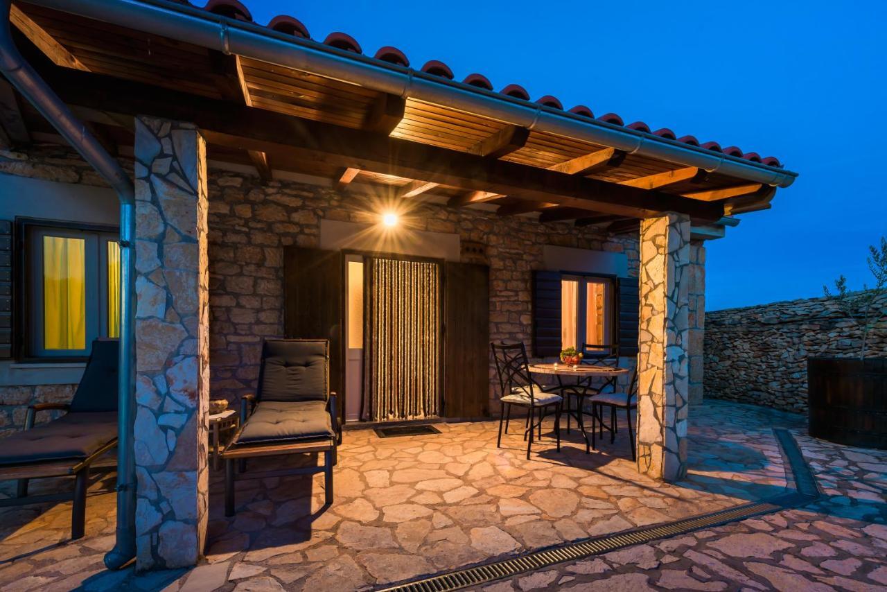 Villa Rural House Gluic Bogatić Esterno foto